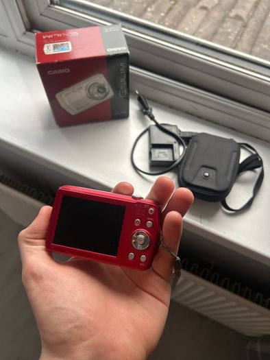 Casio exilim EX-z16 digital camera