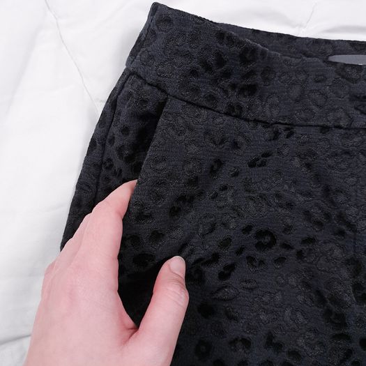 Mint Velvet Black Subtle Leopard Jacquard Print Flare Leg Trousers Pants 8UK/36EU