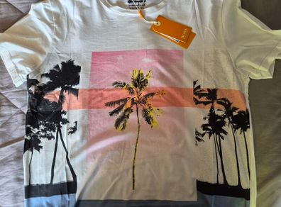 Hugo Boss t-shirt (New with Tags)