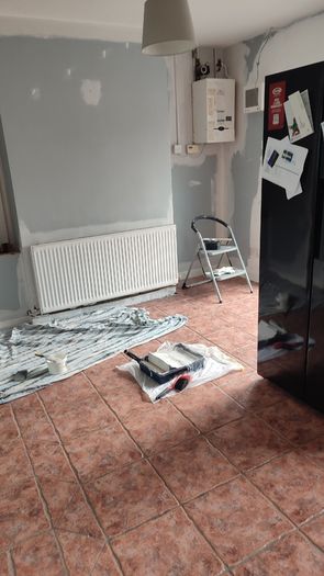 Painter | Interior | Great Prices, Quality Finish & Repairs