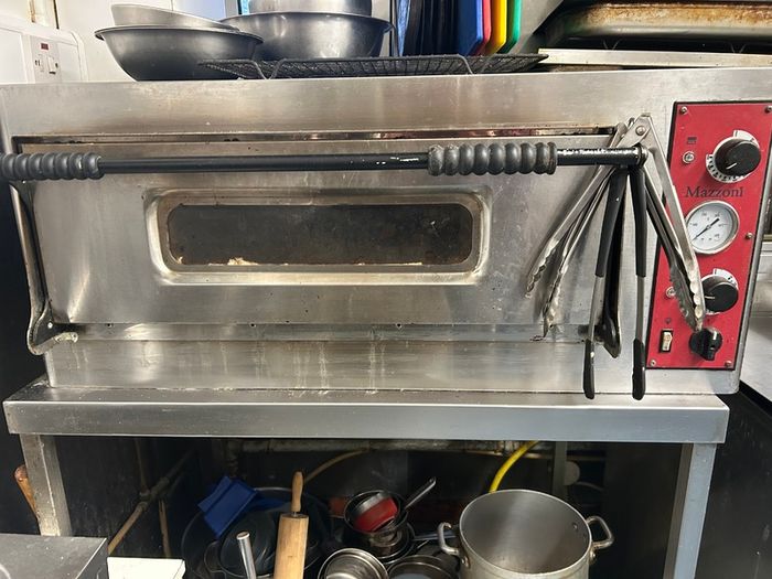 Pizza Oven