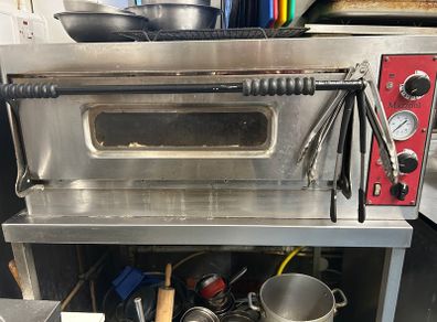 Pizza Oven