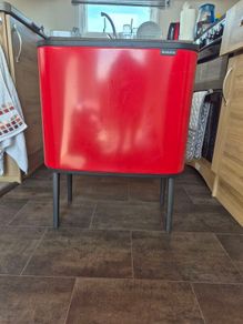 Brabantia bin