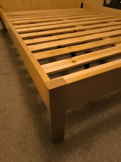 5ft King size pine bed frame.