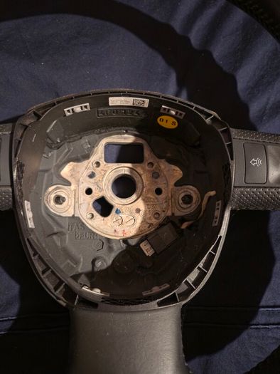 A4 B8 steering wheel