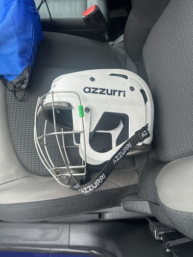 Hurling Helmet Size L 60cm.