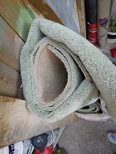 Free carpet cut-offs