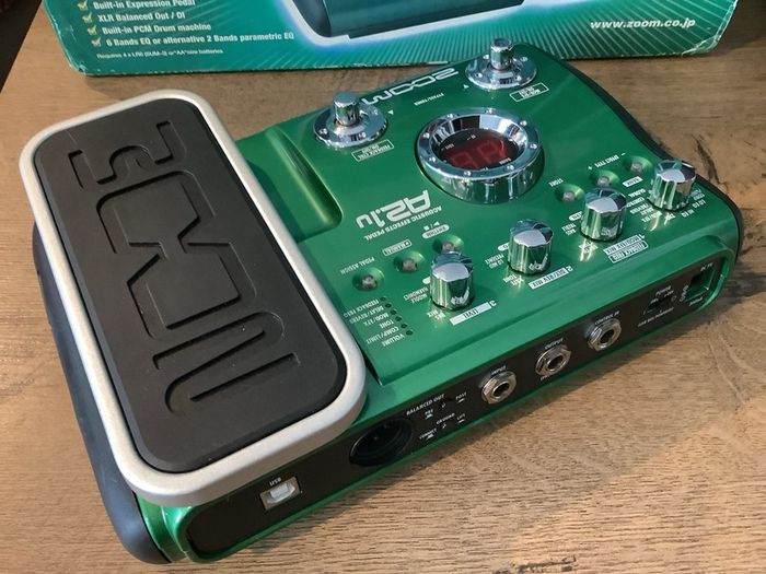 ZOOM A2.1u acoustic multi-effects processor and USB audio interface