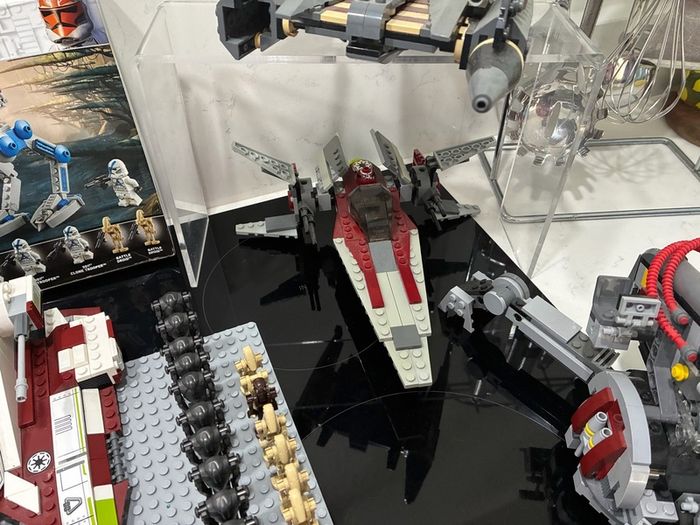 Lego starwars clone bundle with collectable figures