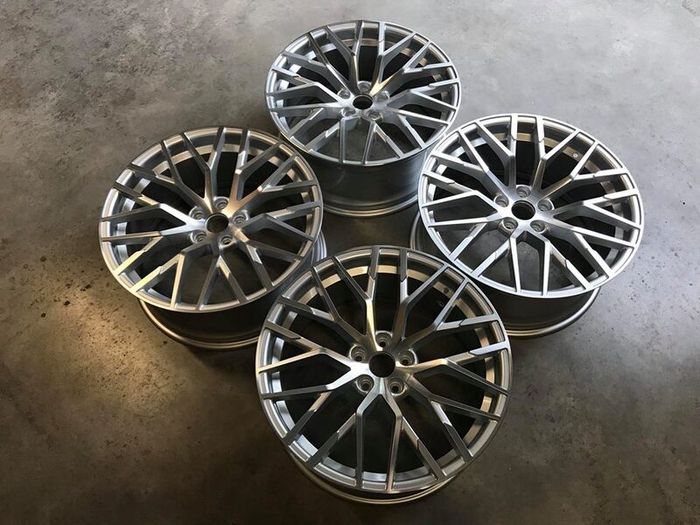18" Inch Audi R8 V10 Style Alloy Wheels - Vw Polo -  Seat Ibiza -  Audi A1 Tt - 5x100