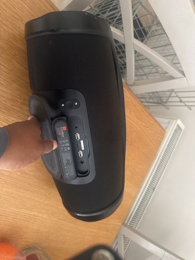 JBL Boombox