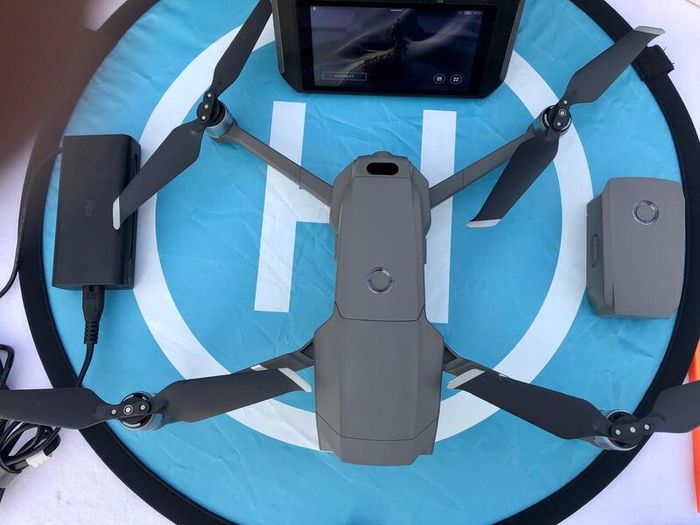 DJI Mavic 2 Pro plus DJI Smart Controller Mint
