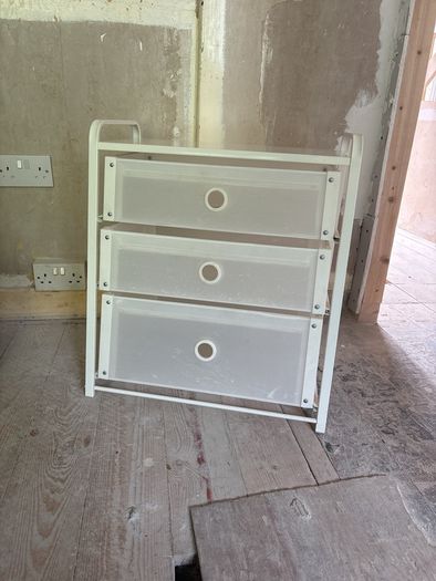 3 draw locker