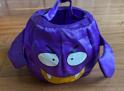 Halloween trick or treat Basket