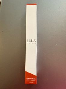 Luna lip pencil "soft citrine" make up