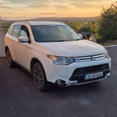 Mitsubishi Outlander 2015 (7 Seater)