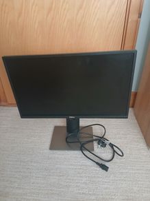 24" Ultra-Slim Dell Monitor