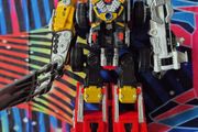 Power Rangers Operation overdrive Deluxe Megazord 100% complete with Sword