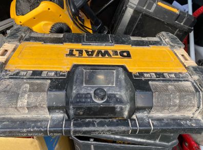 dewalt toughsystem radio speaker