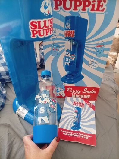 Slush puppie machine
