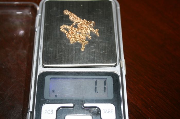 Vintage Solid 9k Yellow Gold 1,1g