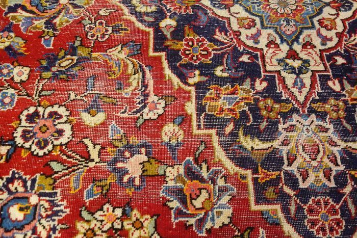 P.ersian Keshan Rug 3.50 x 2.44m (PK)