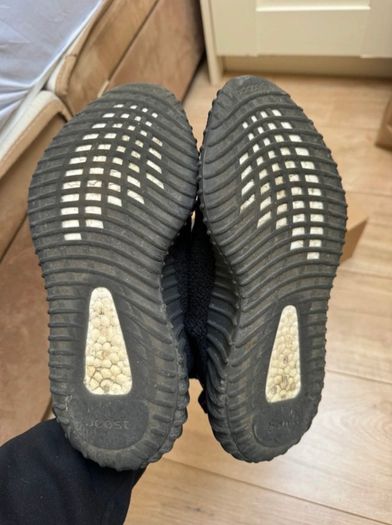 Yeezy boost 350 v2