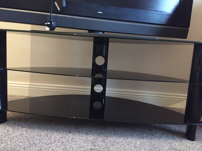 Black glass tv stand
