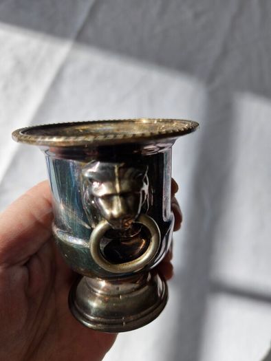 Vintage Viners Of Sheffield Silver Plated Lion Head Ringed Urn/Vase Lined