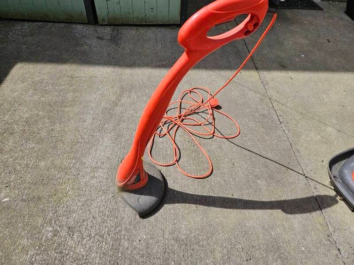 Flymo Easi Glide 330