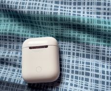 Apple air pods
