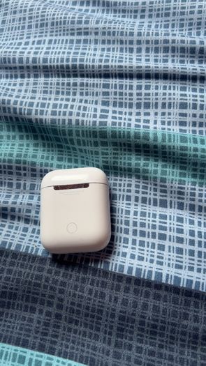 Apple air pods