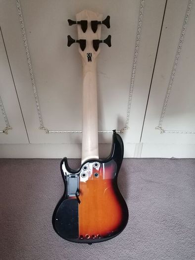 Harley Benton Solid Ukebass Sunburst