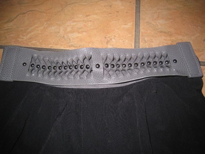 River Island Size 6 Black trousers