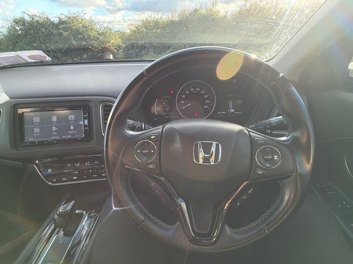Honda Vezel Hybrid 1.5L