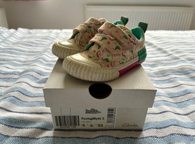 Baby shoes bundle