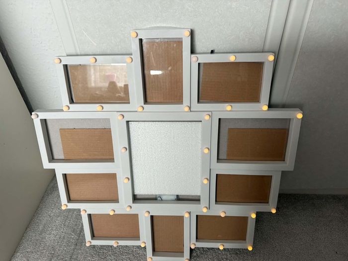 Multi Aperture Picture Frame with lights