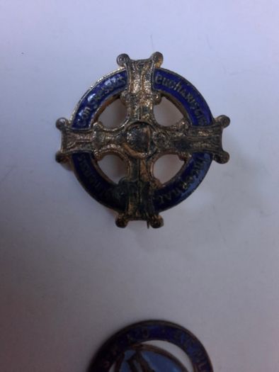 Vintage 2x  Religious Eucharistic Congress Badges 1932 & A 1939 Y.m.c.a. 4th Pilgrimage To Lourdes  Medal