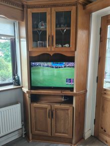 TV Unit & Glass Display