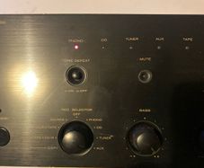 Marantz PM4000 Stereo Integrated Amplifier with Phono Input