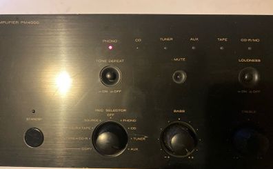Marantz PM4000 Stereo Integrated Amplifier with Phono Input