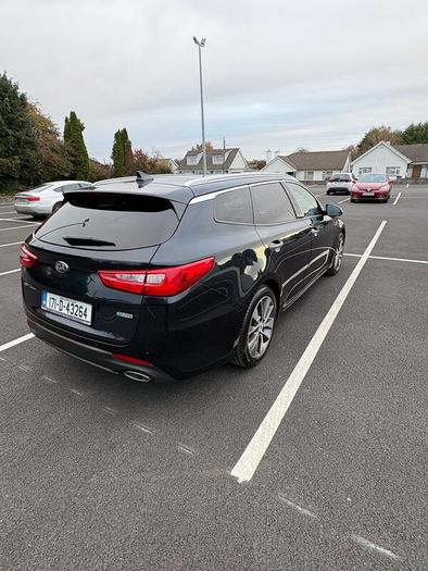 Kia optima sport wagon