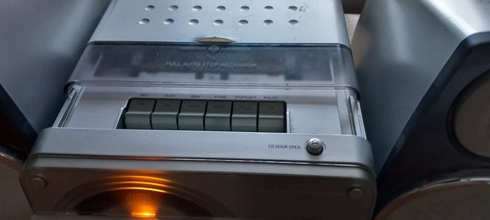 3 in one Sanyo sterio