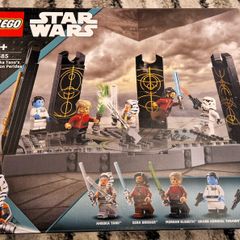 LEGO Star Wars - 75385 - Ahsoka Tano's Duel on Peridea