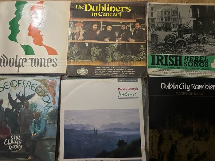 24 vintage Irish folk & country vinyl LPs- wolf tones, Dubliners etc