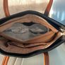 handbag for wine drinker Image 3