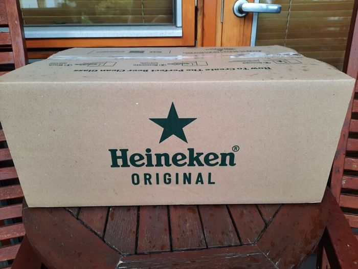 Brand new Heineken pints glasses