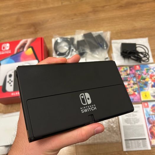 Nintendo switch oled like new