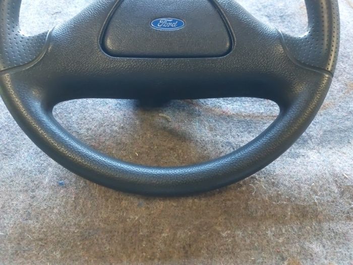 Escort RS turbo/XR3i steering wheel