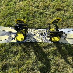 Junior Snowboard with Bindings and Travel Bag